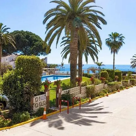 2 Bedroom In With Pool And Seaview