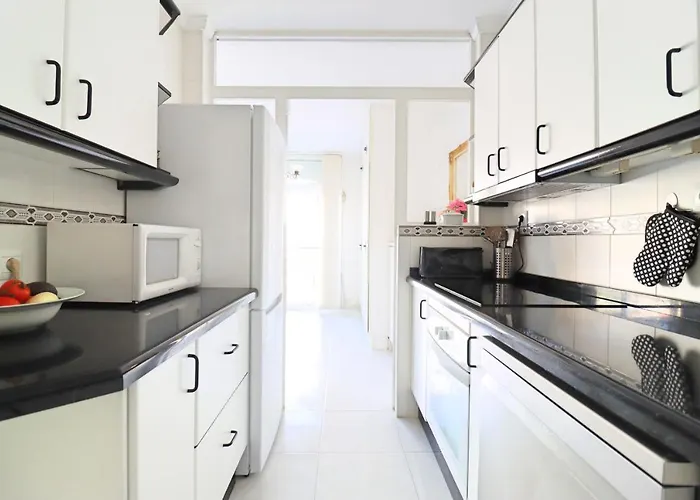 2 Bedroom In With Pool And Seaview Daire